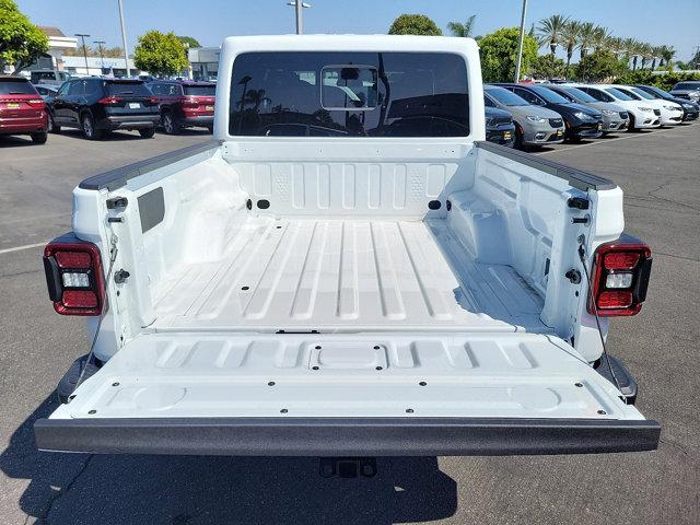 new 2025 Jeep Gladiator car, priced at $55,085