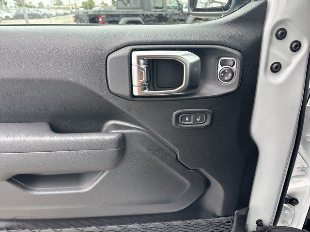 new 2025 Jeep Gladiator car, priced at $55,085