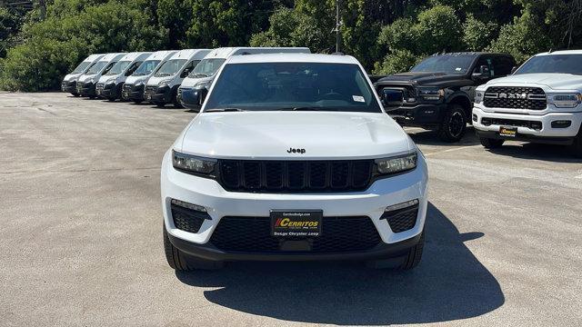 new 2024 Jeep Grand Cherokee car, priced at $47,490