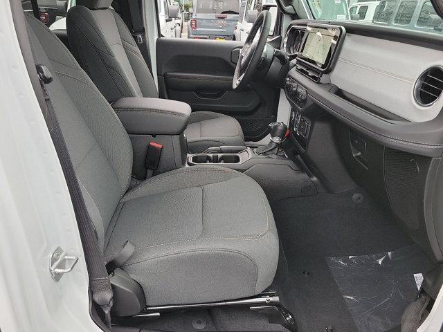 new 2025 Jeep Wrangler car, priced at $55,135