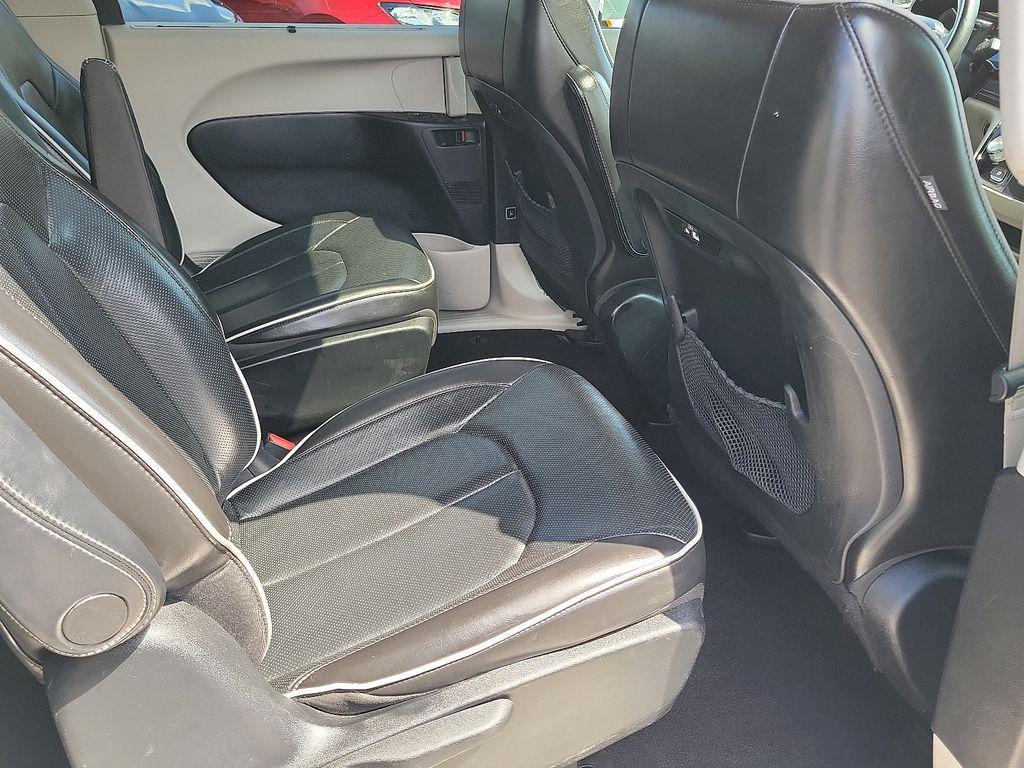 used 2021 Chrysler Pacifica Hybrid car, priced at $24,000