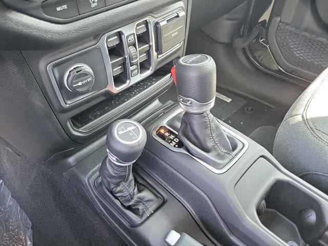 new 2025 Jeep Gladiator car, priced at $45,340