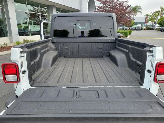 new 2025 Jeep Gladiator car, priced at $45,845