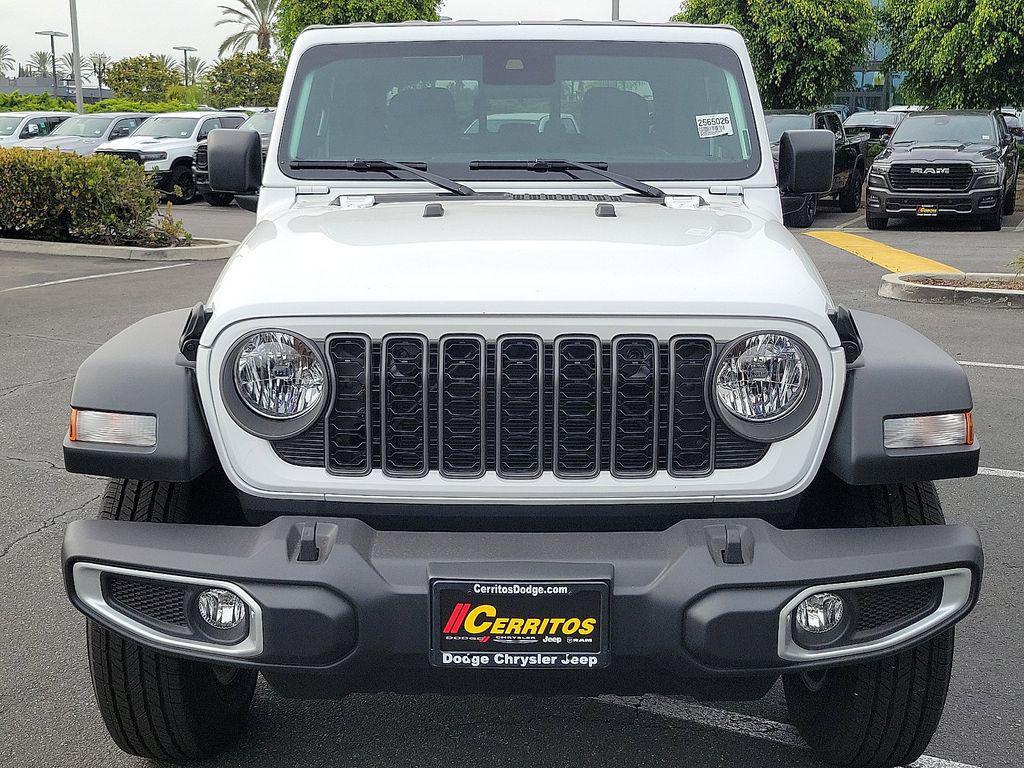 new 2025 Jeep Gladiator car, priced at $37,459