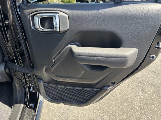 new 2025 Jeep Gladiator car, priced at $55,680