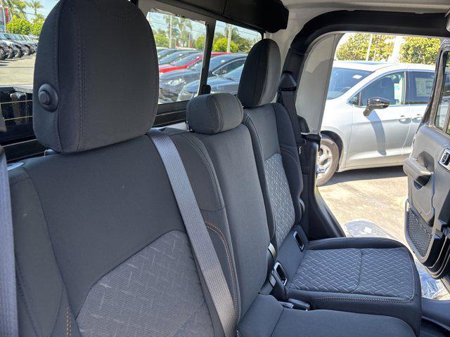 new 2025 Jeep Gladiator car, priced at $55,680