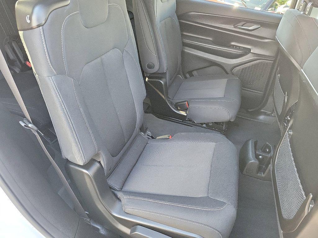 used 2024 Jeep Grand Cherokee L car, priced at $31,000