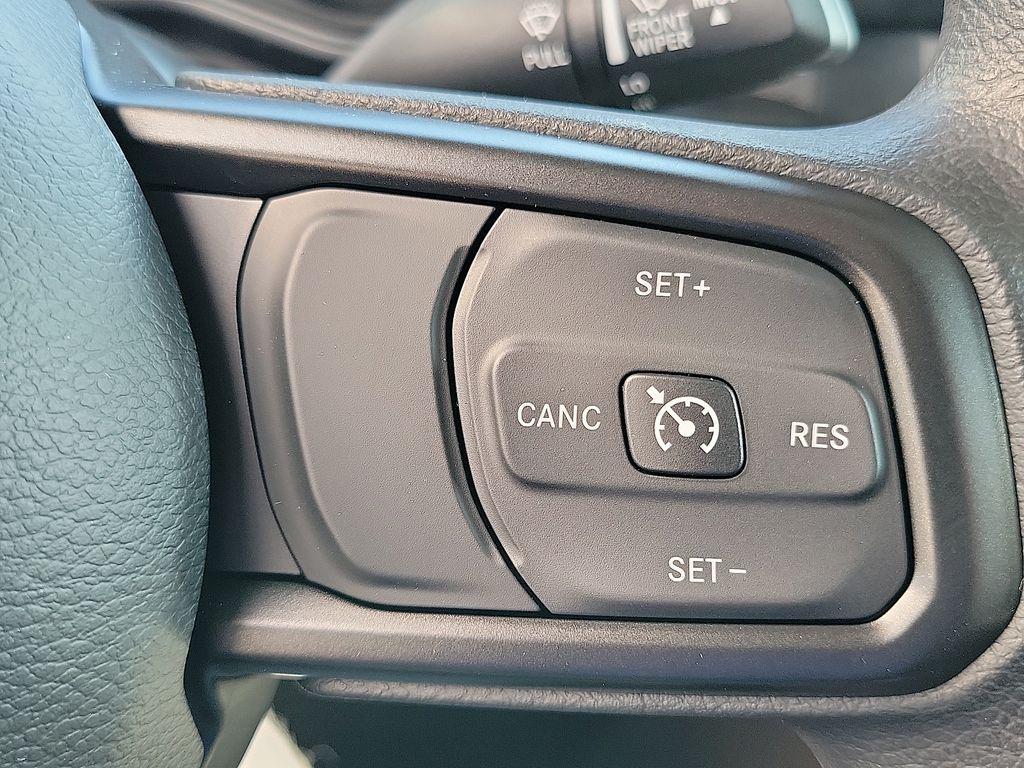 new 2025 Jeep Gladiator car, priced at $42,940