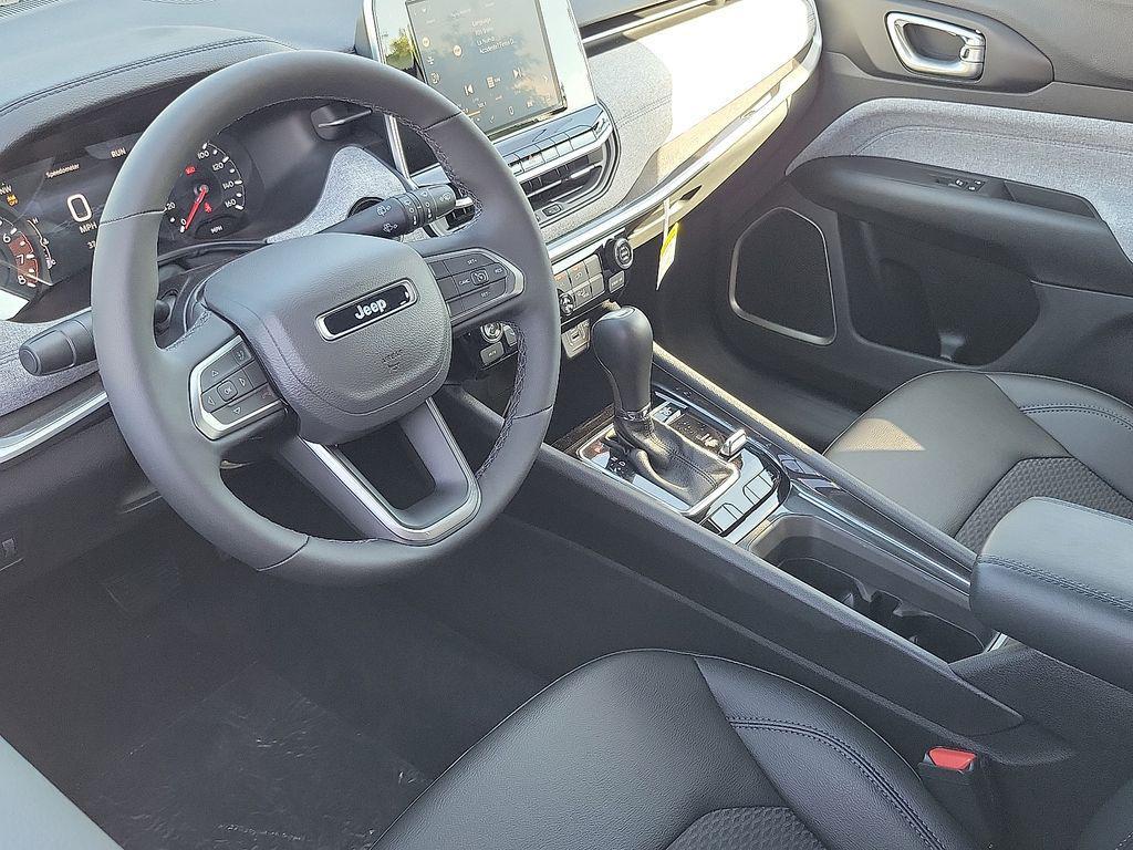 new 2025 Jeep Compass car, priced at $25,564
