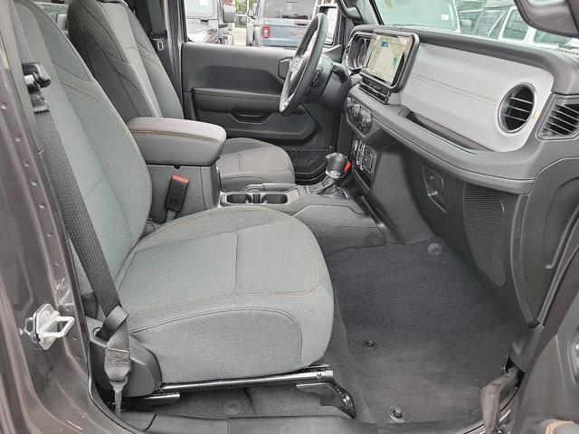 new 2025 Jeep Wrangler car, priced at $55,671