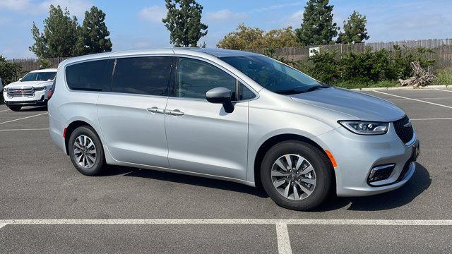 new 2023 Chrysler Pacifica Hybrid car, priced at $51,990