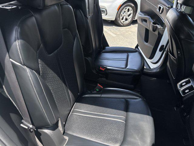used 2024 Kia Sorento Hybrid car, priced at $34,999