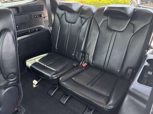 used 2024 Kia Sorento Hybrid car, priced at $34,999