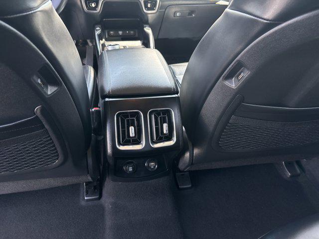 used 2024 Kia Sorento Hybrid car, priced at $34,999