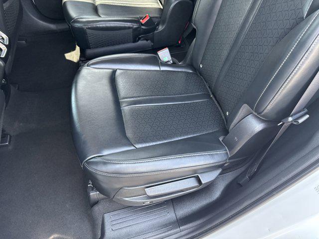 used 2024 Kia Sorento Hybrid car, priced at $34,999