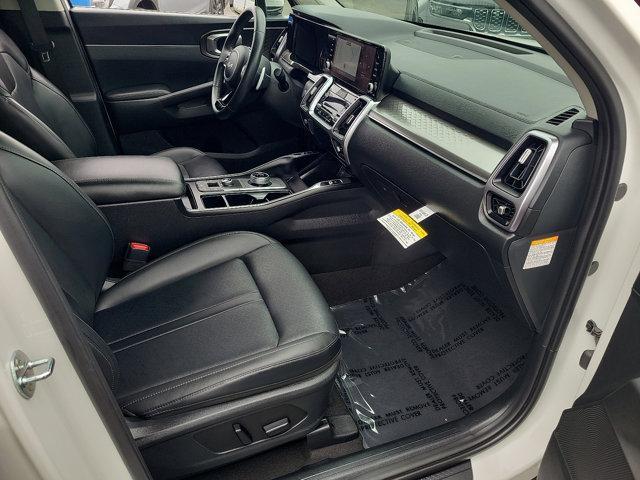 used 2024 Kia Sorento Hybrid car, priced at $34,500