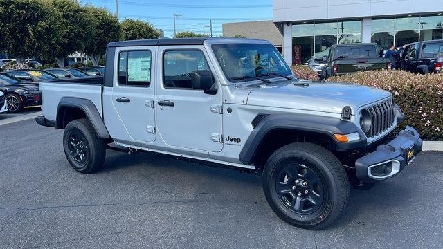 new 2024 Jeep Gladiator car, priced at $43,190