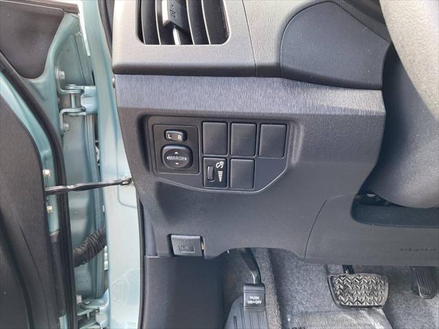 used 2013 Toyota Prius car, priced at $12,995
