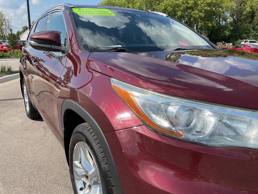used 2015 Toyota Highlander car, priced at $14,995