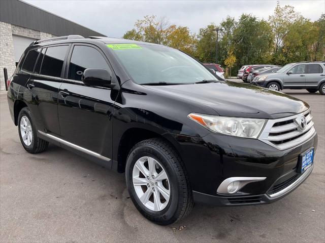 used 2013 Toyota Highlander car, priced at $11,995