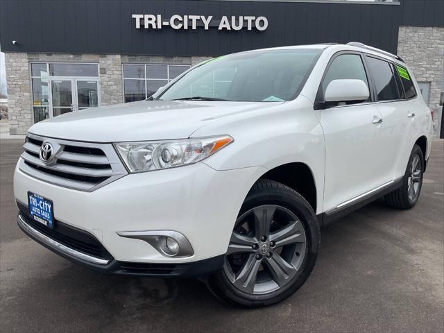 used 2011 Toyota Highlander car, priced at $12,500