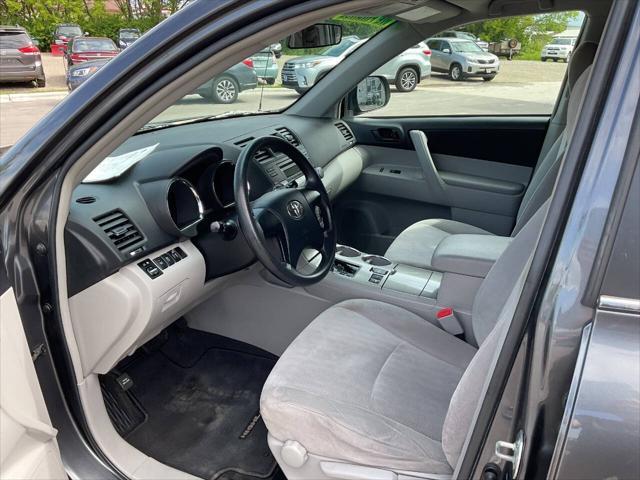 used 2012 Toyota Highlander car, priced at $14,995