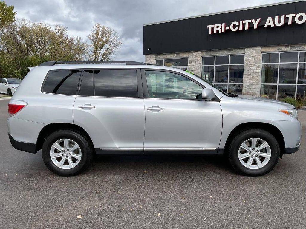 used 2012 Toyota Highlander car, priced at $14,995