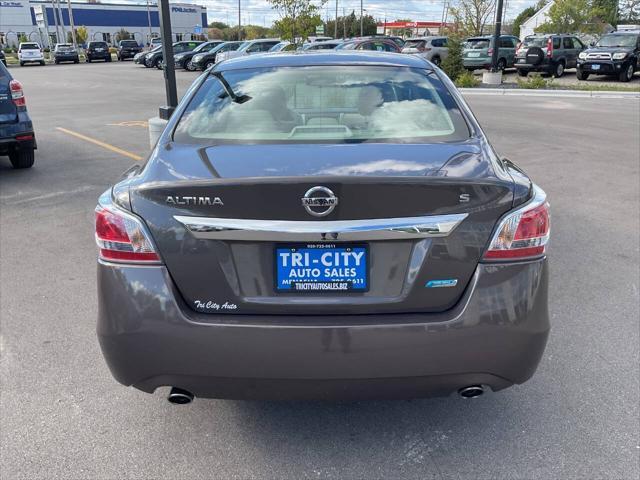 used 2014 Nissan Altima car, priced at $12,995