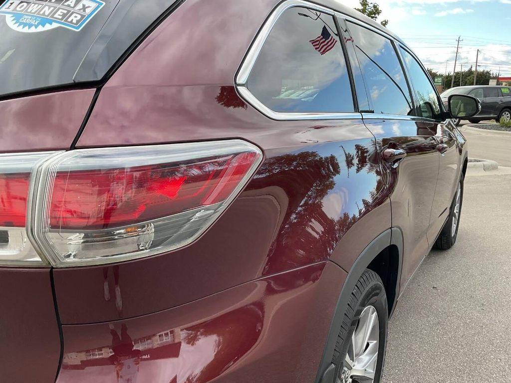 used 2016 Toyota Highlander car, priced at $22,995