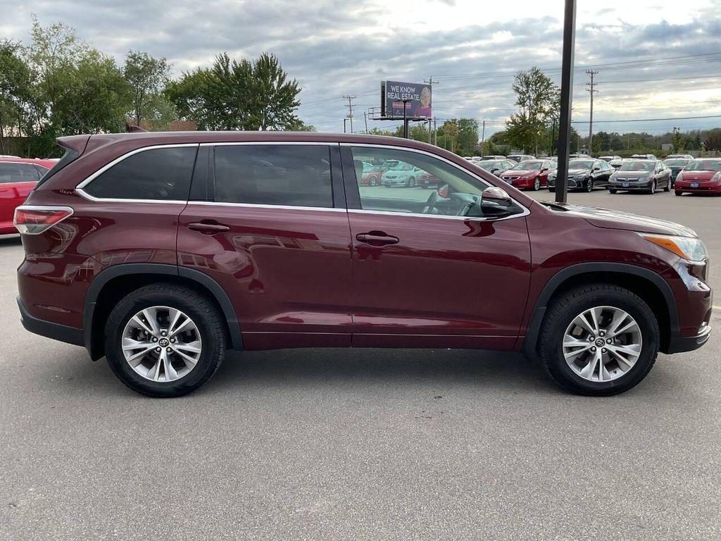 used 2016 Toyota Highlander car, priced at $22,995