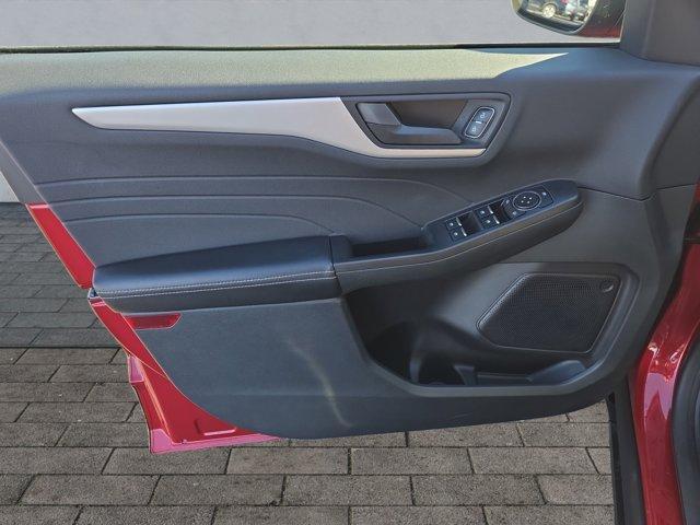 used 2022 Ford Escape car, priced at $19,995