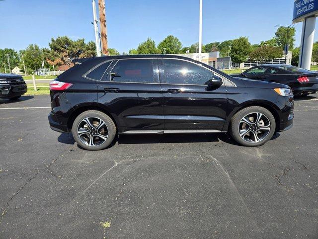 used 2022 Ford Edge car, priced at $32,495