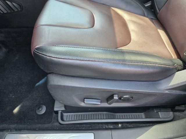 used 2022 Ford Edge car