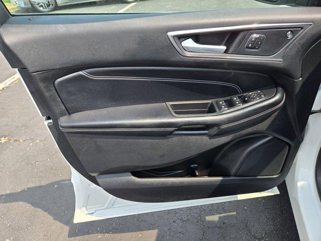 used 2022 Ford Edge car