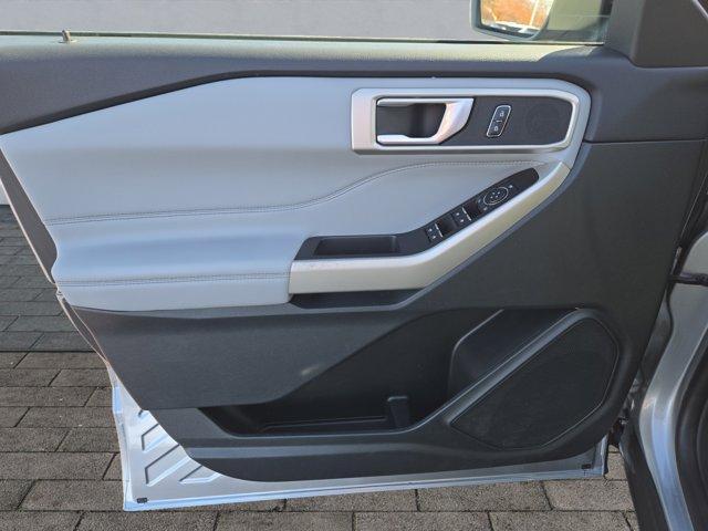 used 2023 Ford Explorer car, priced at $32,995