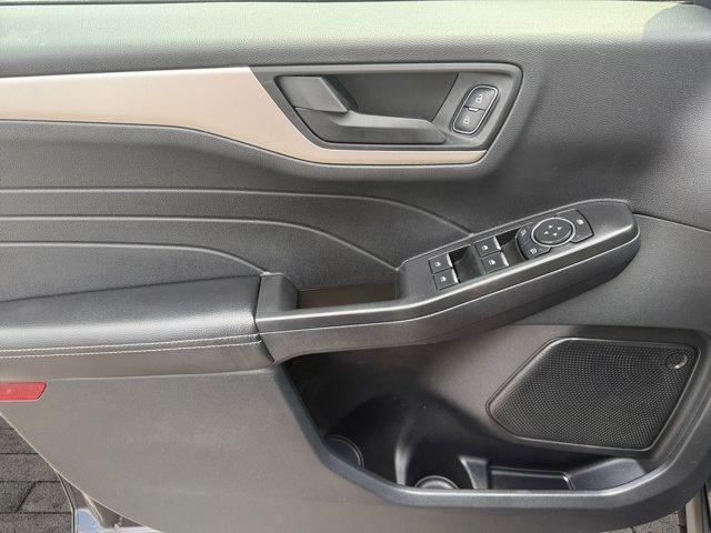 used 2022 Ford Escape car, priced at $20,995