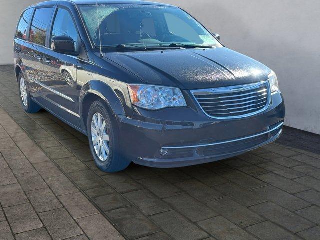 used 2014 Chrysler Town & Country car, priced at $8,995