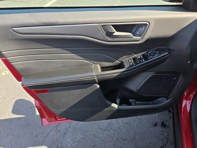 used 2023 Ford Escape car, priced at $24,995