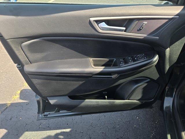 used 2022 Ford Edge car, priced at $25,995
