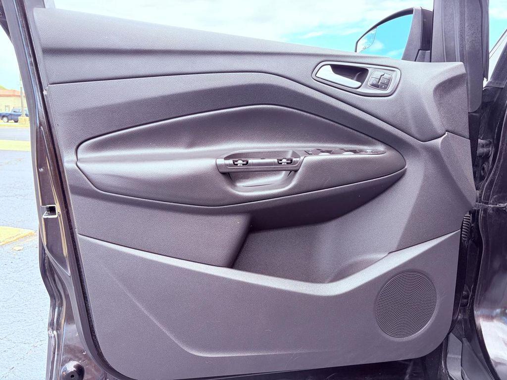 used 2013 Ford Escape car, priced at $9,900