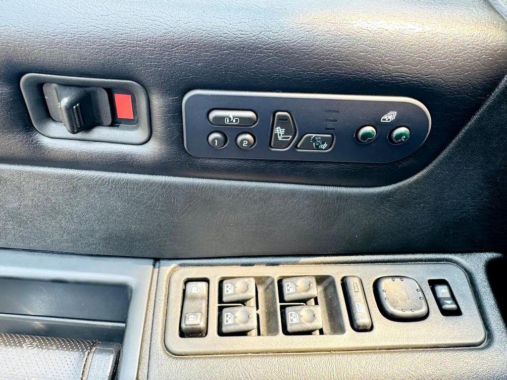 used 2006 Hummer H2 car, priced at $12,900