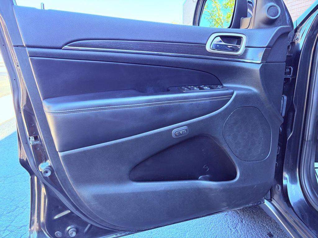 used 2015 Jeep Grand Cherokee car, priced at $9,900