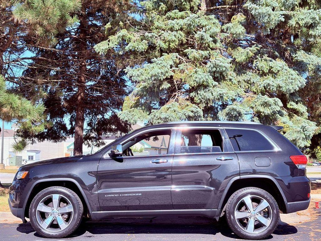 used 2015 Jeep Grand Cherokee car, priced at $9,900