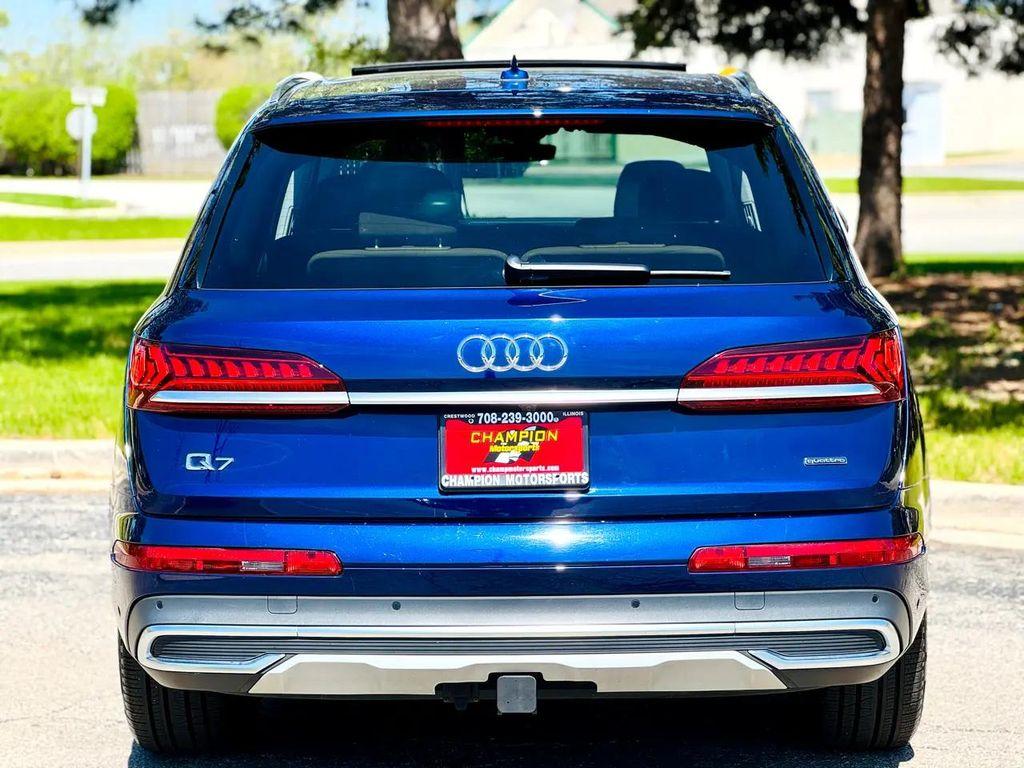 used 2022 Audi Q7 car, priced at $31,900