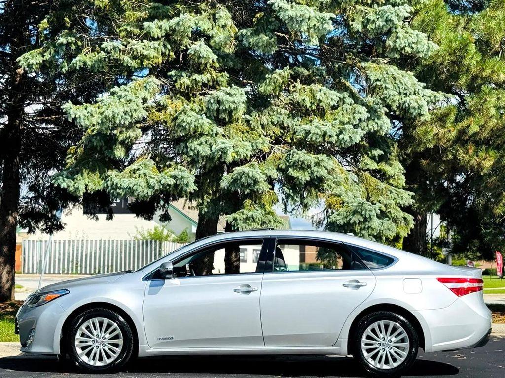used 2013 Toyota Avalon Hybrid car, priced at $17,900