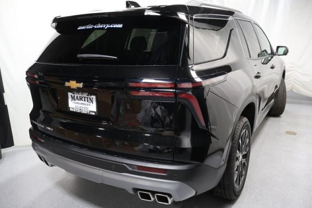 new 2025 Chevrolet Traverse car