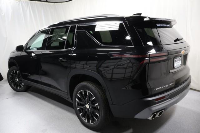 new 2025 Chevrolet Traverse car