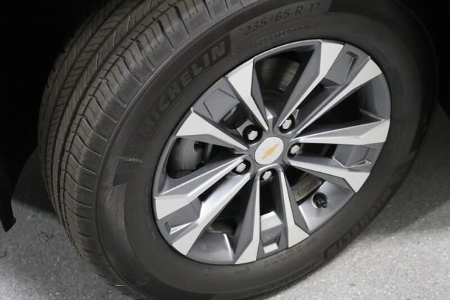 new 2025 Chevrolet Equinox car, priced at $31,495