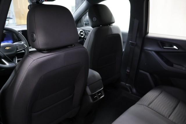new 2025 Chevrolet Equinox car, priced at $31,495