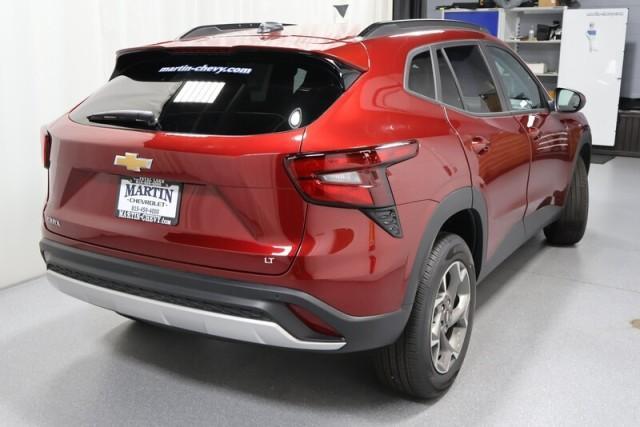 new 2025 Chevrolet Trax car